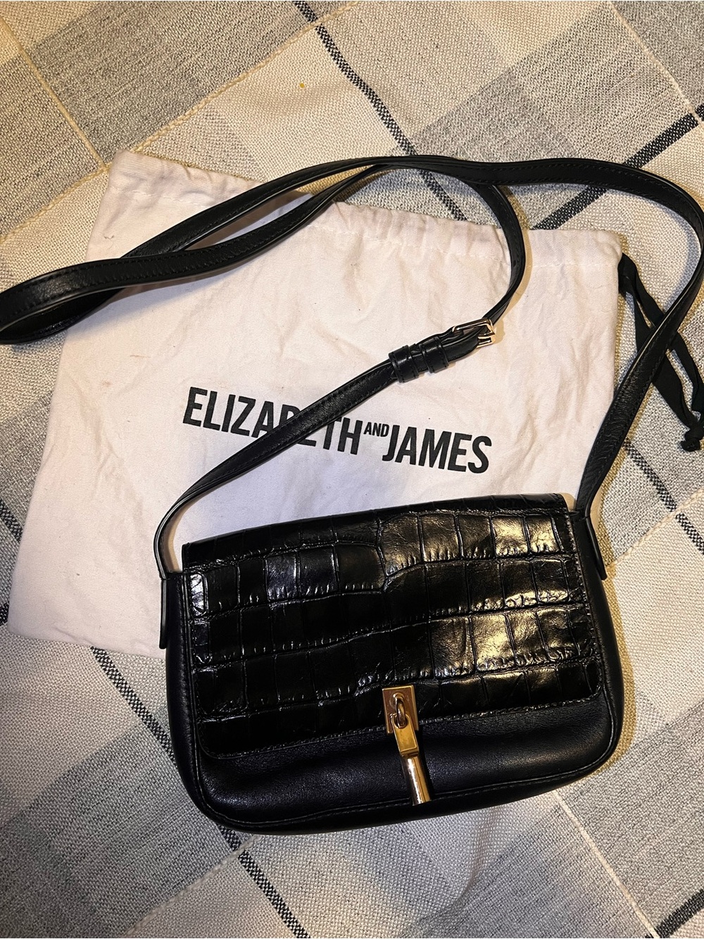 Elizabeth and James Black Croc-Embossed Crossbody with Gold-Tone Clasp